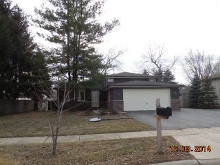 Foreclosed Home - 879 Greenfield Ave, 60177
