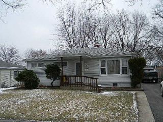 Foreclosed Home - 731 N 2ND AVE, 60181