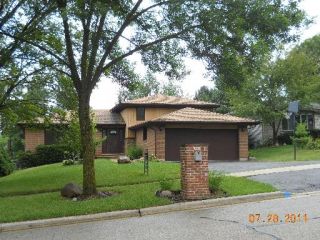 Foreclosed Home - 842 E LAWRENCE AVE, 60185