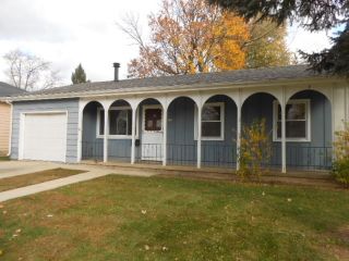 Foreclosed Home - 933 Elizabeth St, 60185