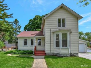 Foreclosed Home - 321 FULTON ST, 60185