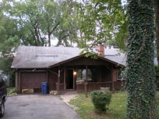 Foreclosed Home - 217 N KNOLLWOOD DR, 60187