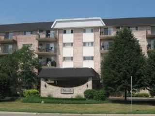 Foreclosed Home - 1000 S LORRAINE RD APT 412, 60189