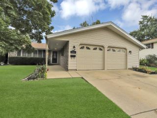 Foreclosed Home - 721 HINKLE CT, 60193