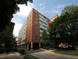 Foreclosed Home - 1516 HINMAN AVE APT 211, 60201
