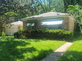 Foreclosed Home - 1320 PITNER AVE, 60201