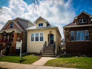 Foreclosed Home - 1240 EUCLID AVE, 60402