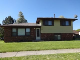 Foreclosed Home - 2561 200th St, 60411