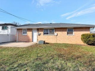 Foreclosed Home - 5333 138TH PL, 60418