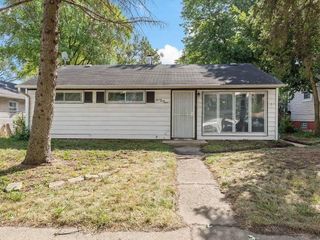Foreclosed Home - 1143 E 146TH ST, 60419