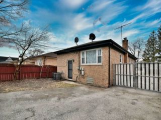 Foreclosed Home - 14411 IRVING AVE, 60419