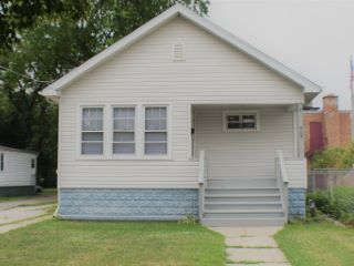 Foreclosed Home - 409 E 144TH ST, 60419