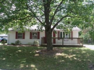 Foreclosed Home - 121 N PINE LN, 60425