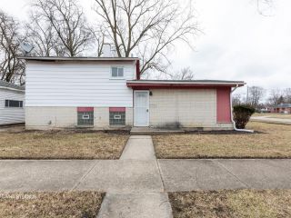 Foreclosed Home - 16257 Honore Ave, 60428