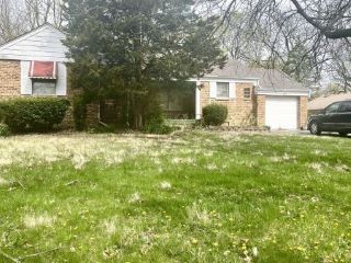 Foreclosed Home - 3010 LONGFELLOW AVE, 60429
