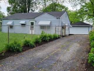 Foreclosed Home - 110 WALDEN RD, 60433