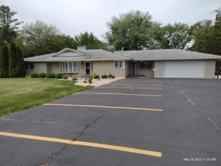 Foreclosed Home - 16108 WEBER RD, 60441