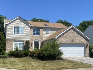 Foreclosed Home - 37 SUNDANCE CT, 60443