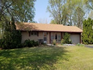 Foreclosed Home - 1070 FAIRVIEW AVE, 60450
