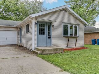 Foreclosed Home - 1001 LISBON ST, 60450
