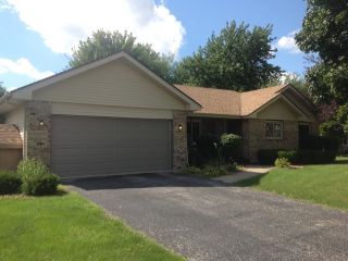 Foreclosed Home - 1105 Somerset Acres, 60451