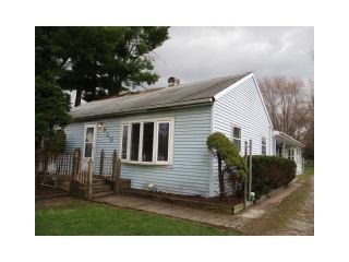 Foreclosed Home - 930 Wisconsin Rd, 60451