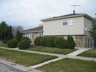 Foreclosed Home - 10137 MANSFIELD AVE, 60453