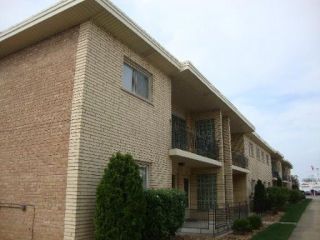 Foreclosed Home - 4639 W 95th Street 4639s Unit 2s, 60453