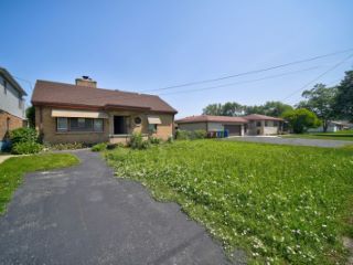 Foreclosed Home - 6514 W 91ST ST, 60453