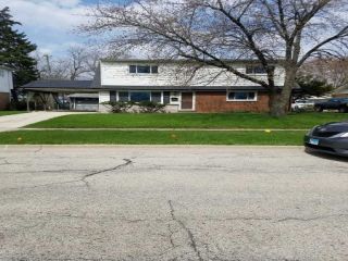 Foreclosed Home - 9154 SOUTHFIELD DR, 60455