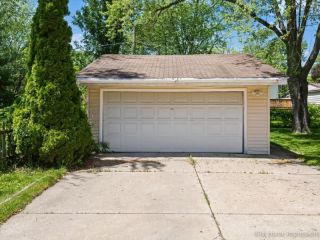 Foreclosed Home - 138 INDIANA ST, 60466