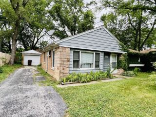 Foreclosed Home - 342 MANITOWAC ST, 60466