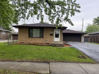 Foreclosed Home - 16133 MICHIGAN AVE, 60473