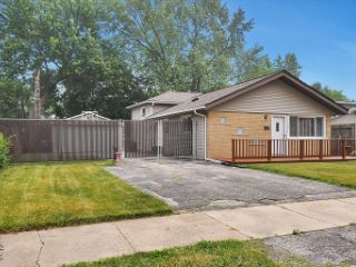 Foreclosed Home - 10821 S PLAHM CT, 60482