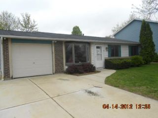 Foreclosed Home - 830 BLOOMFIELD LN, 60504