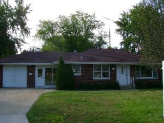 Foreclosed Home - 1031 LEHNERTZ AVE, 60505