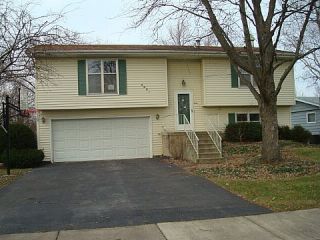 Foreclosed Home - 2221 CANDLEBERRY LN, 60506
