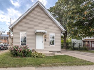 Foreclosed Home - 122 CROSS ST, 60506