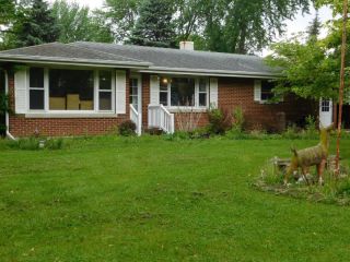 Foreclosed Home - 83 E LARKSPUR LN, 60512