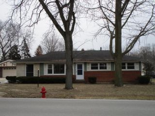 Foreclosed Home - 5823 Clarendon Hills Rd, 60514