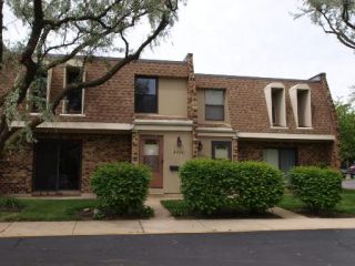 Foreclosed Home - 2204 COUNTRY CLUB DR # 22, 60517
