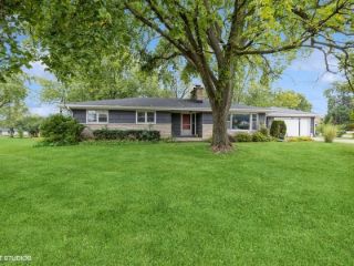 Foreclosed Home - List 101193190