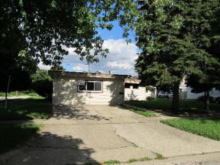 Foreclosed Home - 4211 MAPLE AVE, 60534