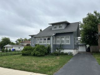 Foreclosed Home - 8715 44TH PL, 60534