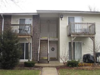 Foreclosed Home - 2100 LIGHT RD APT 111, 60543