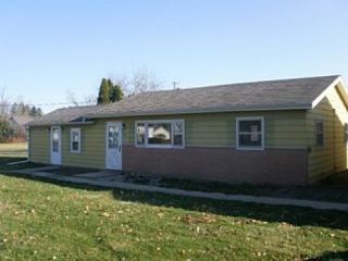 Foreclosed Home - 220 N POWERS ST, 60551