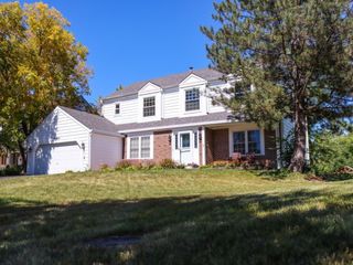 Foreclosed Home - 2S480 RIVER OAKS DR, 60555