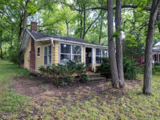 Foreclosed Home - 82 QUINSEY LN, 60560