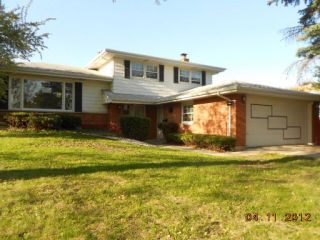 Foreclosed Home - 1402 GREENBRIAR LN, 60561