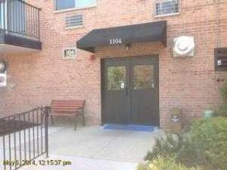 Foreclosed Home - 1104 N Mill St Apt 306, 60563